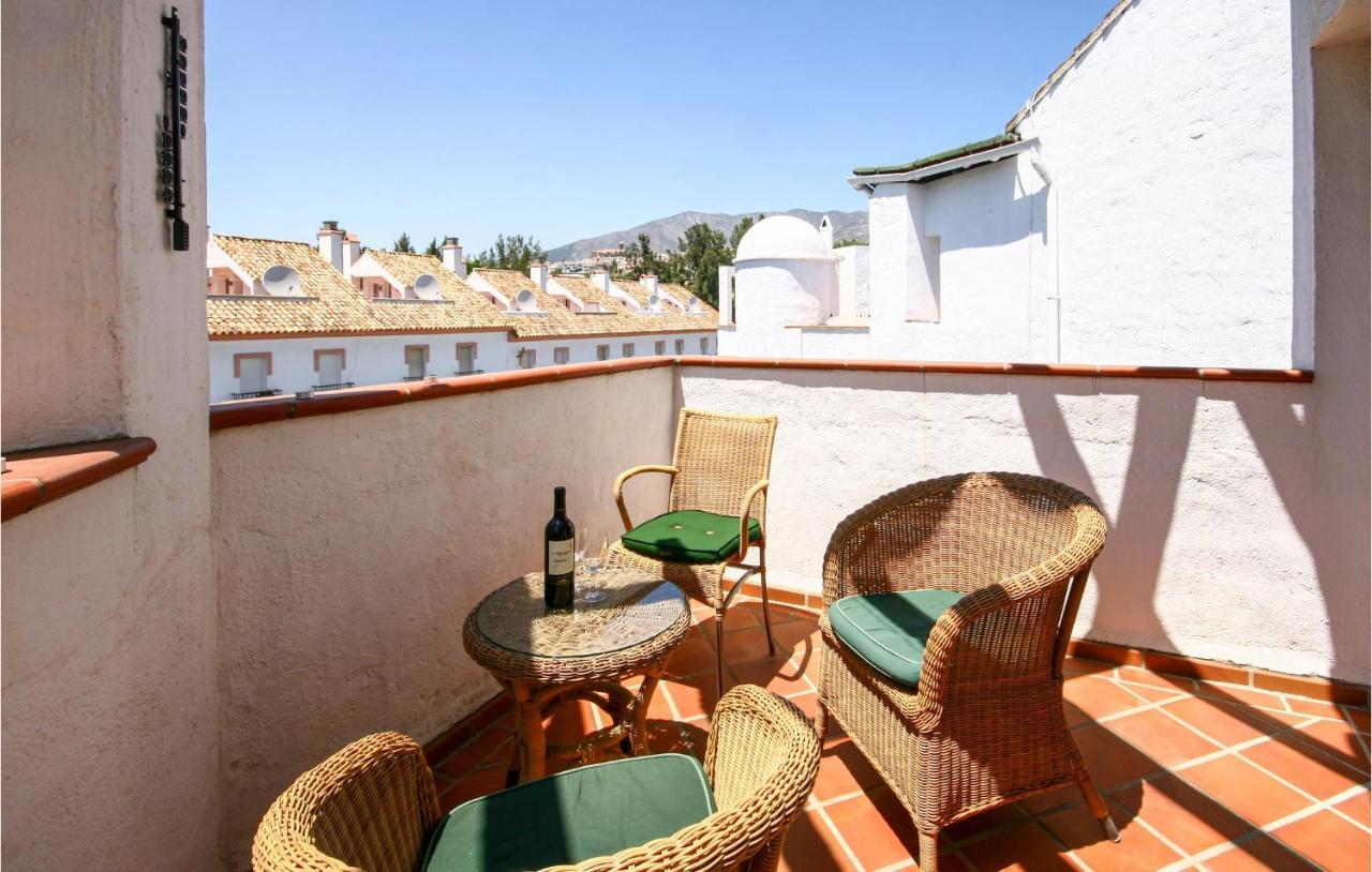 Nice Apartment In Mijas Costa With Kitchen Fuengirola Exteriör bild