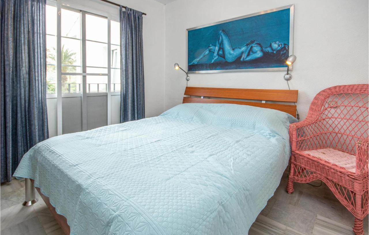 Nice Apartment In Mijas Costa With Kitchen Fuengirola Exteriör bild